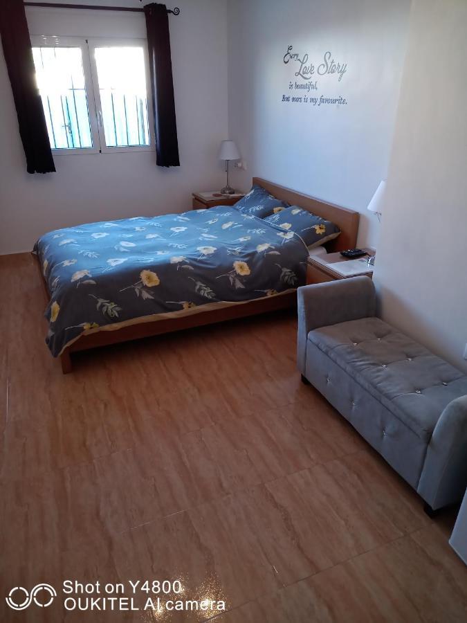 La Marina Bed & Breakfast Luaran gambar