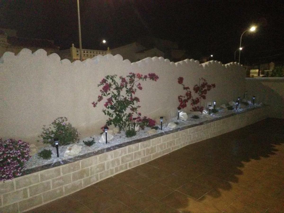 La Marina Bed & Breakfast Luaran gambar